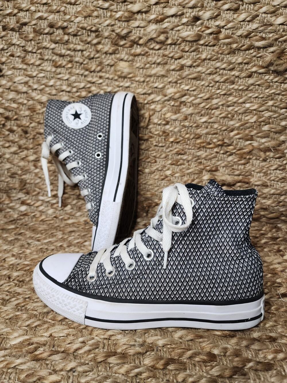 Converse High Tops Size 5 Chuck Taylor Black White Casual School